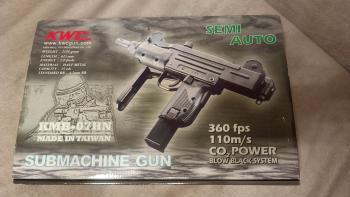 Пневматический пистолет-пулемет KWC (KMB-07HN) Submachine Gun 4.5 мм