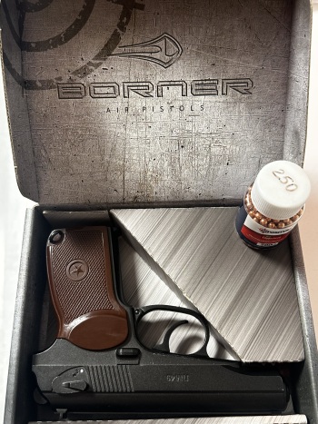 Пневматический пистолет Borner PM49